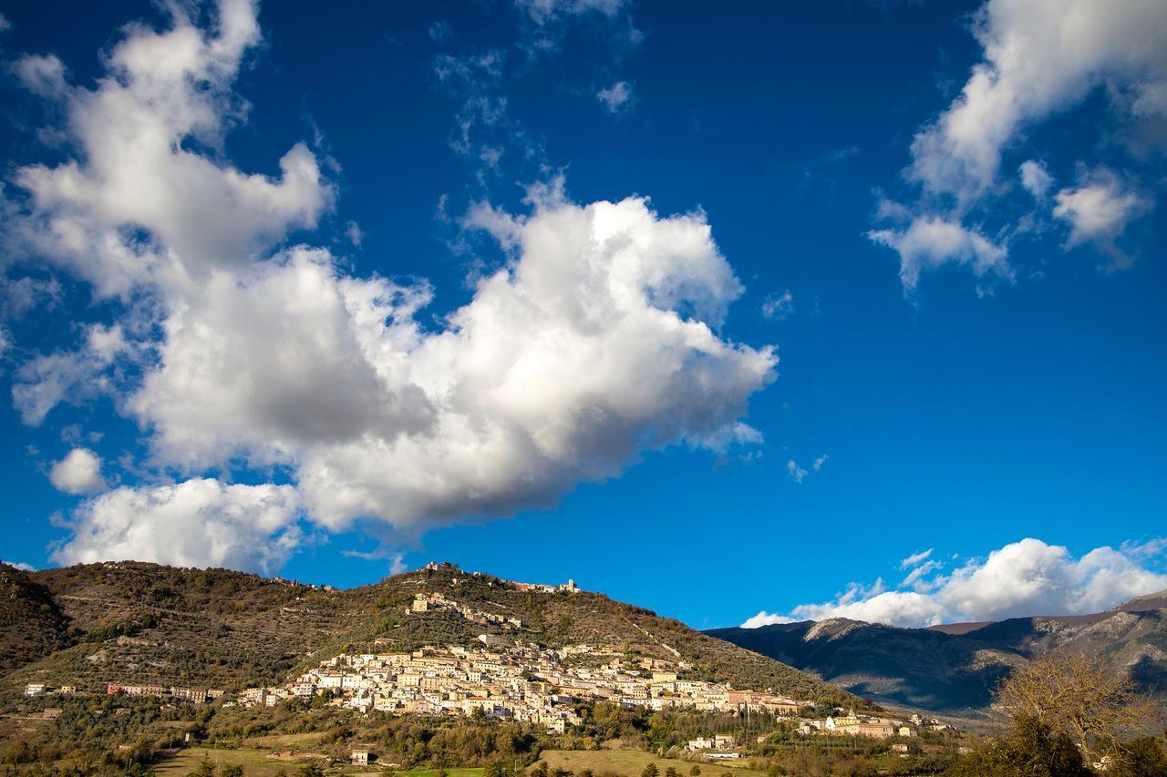 Villa Agriturismo Di Charme Erbadoro à Alvito Extérieur photo